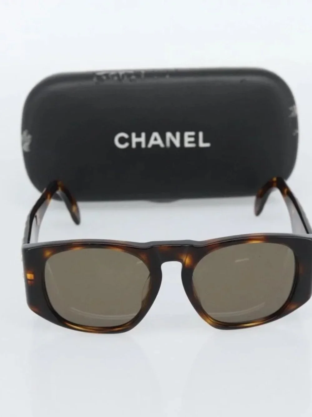 CHANEL Tortoise Pattern Sunglasses plastic Brown CC Auth 180942